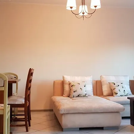 Niewinne - Chianti Hébergement de vacances Żywiec