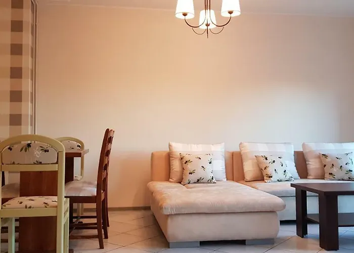 Niewinne - Chianti Holiday home Zywiec